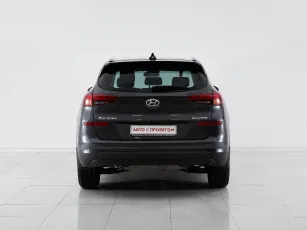 Hyundai  6