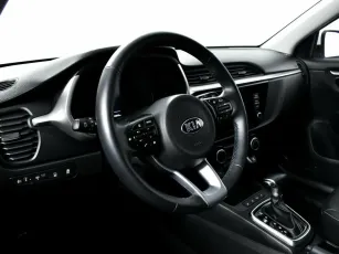 Kia  10