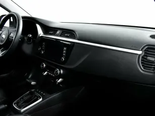Kia  8