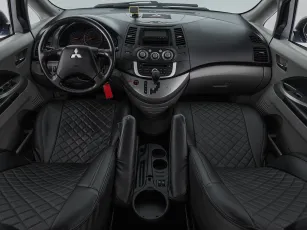 Mitsubishi  7