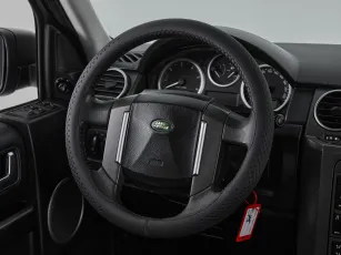 Land Rover  13