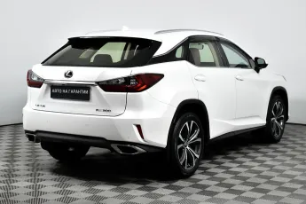 Lexus  4