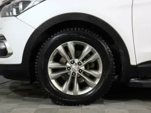 Hyundai  6