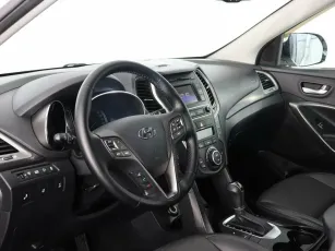 Hyundai  9
