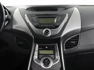 Hyundai  10