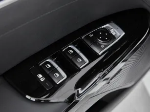 Kia  16