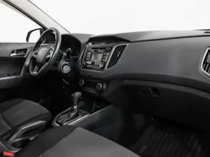 Hyundai  7