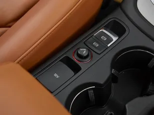 Audi  11
