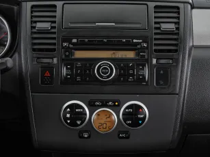 Nissan  15