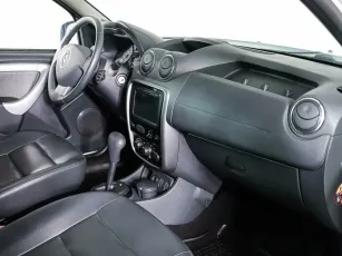 Renault  8