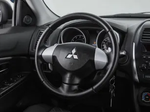 Mitsubishi  15