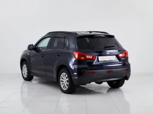 Mitsubishi  4