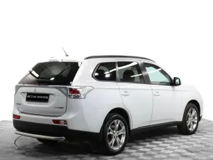 Mitsubishi  5