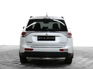 Mitsubishi  6