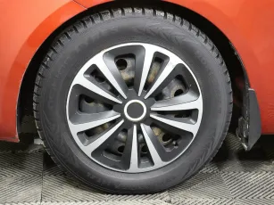 Kia  6