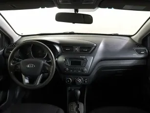 Kia  8