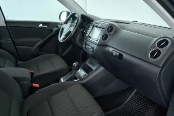 Volkswagen  12