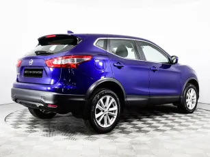 Nissan  5