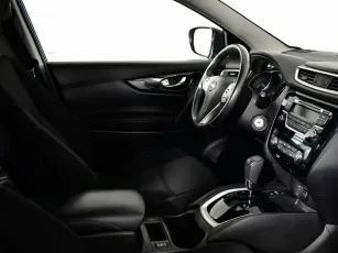Nissan  7