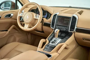 Porsche  12