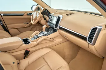 Porsche  13