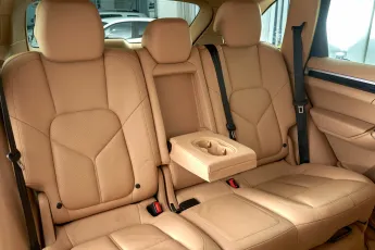 Porsche  21
