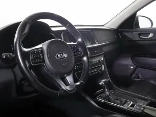 Kia  9