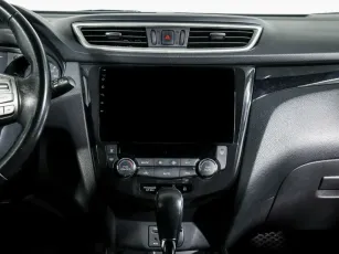 Nissan  11