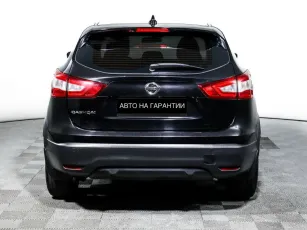 Nissan  6