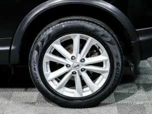Nissan  7