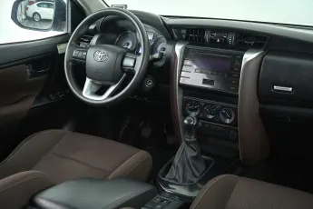 Toyota  11