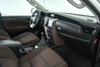 Toyota  12