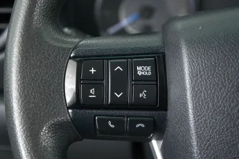 Toyota  16