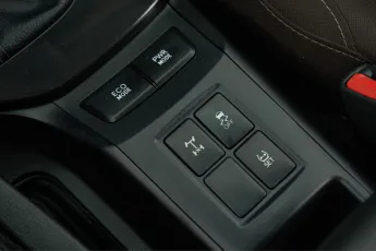 Toyota  17