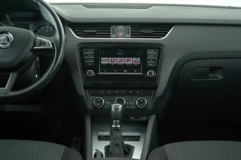 Skoda  9
