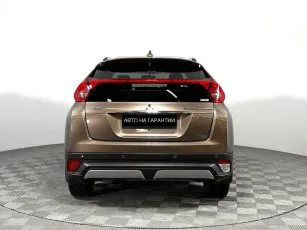 Mitsubishi  4
