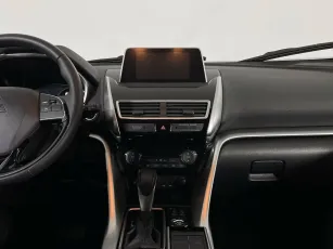 Mitsubishi  7