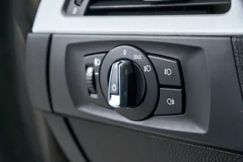 BMW  19