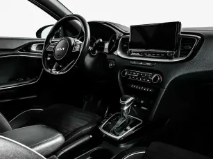 Kia  7