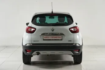 Renault  6