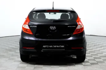 Hyundai  6