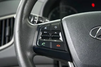 Hyundai  15