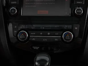 Nissan  13