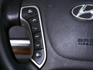 Hyundai  12