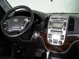 Hyundai  9