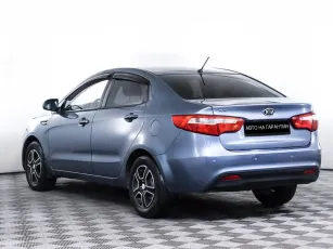 Kia  6