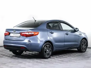 Kia  8