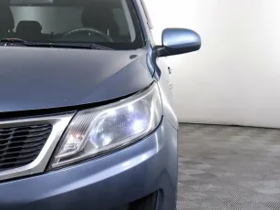 Kia  9