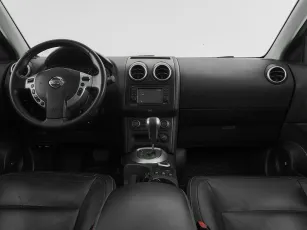 Nissan  9