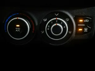 Kia  11